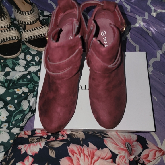 TOP Moda Women's Wine Ankle Booties - Picture 1 of 4